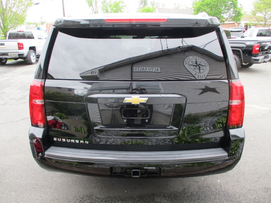 2019 Chevrolet Suburban 4WD 4dr 1500 LT photo