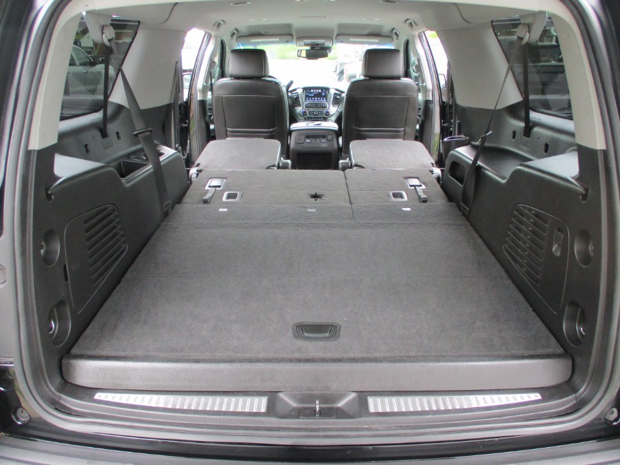 2019 Chevrolet Suburban 4WD 4dr 1500 LT photo