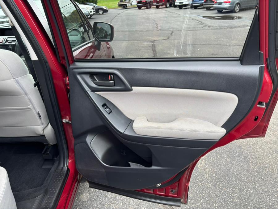 2014 Subaru Forester 2.5i Premium photo