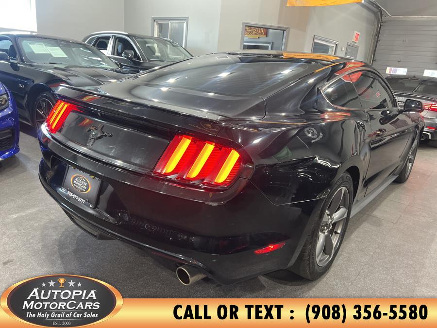 2017 Ford Mustang V6 photo