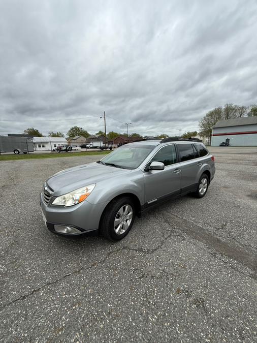 2011 Subaru Outback 3.6R Limited photo