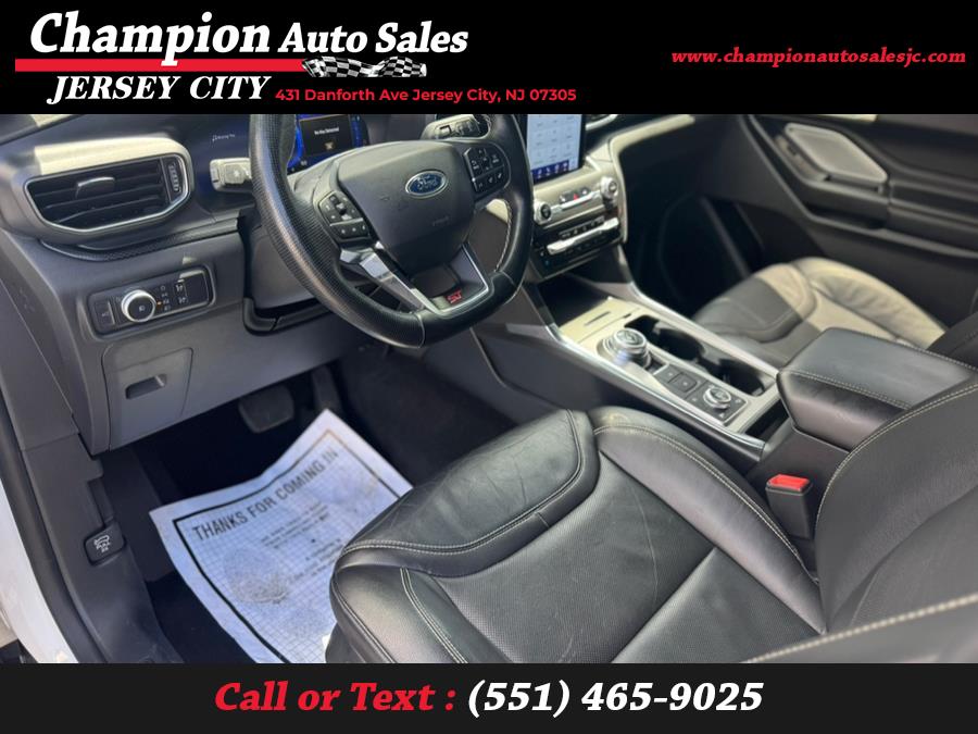 2020 Ford Explorer ST 4WD photo
