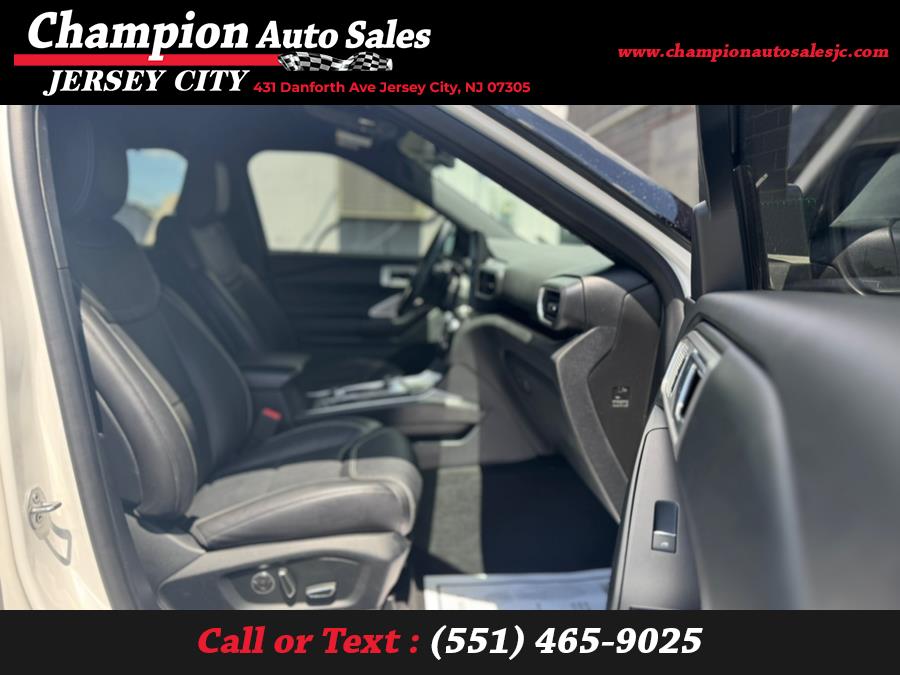 2020 Ford Explorer ST 4WD photo