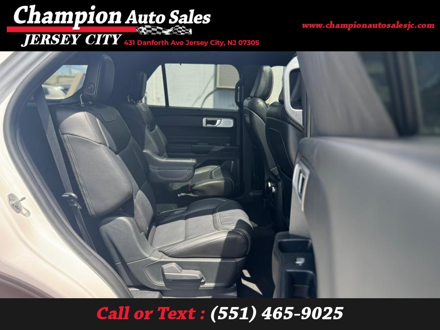 2020 Ford Explorer ST 4WD photo