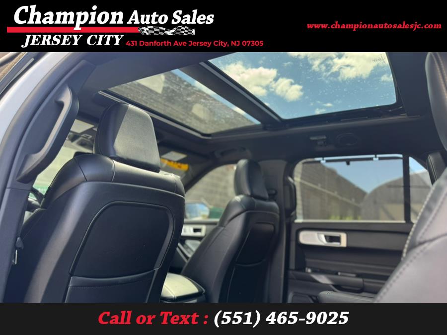 2020 Ford Explorer ST 4WD photo