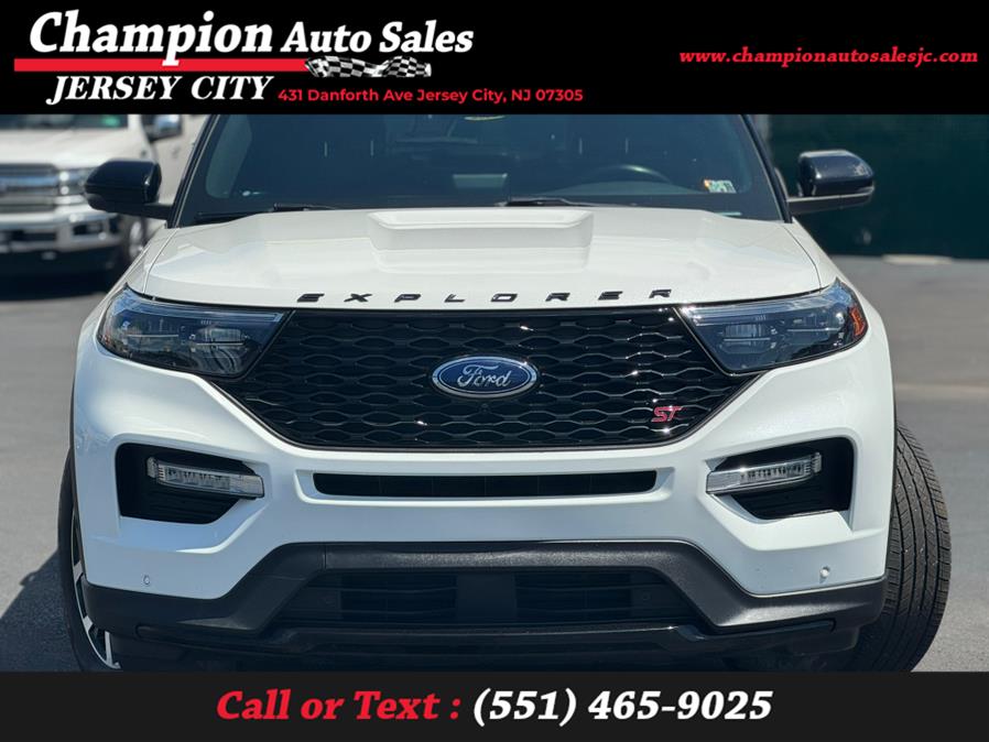 2020 Ford Explorer ST 4WD photo