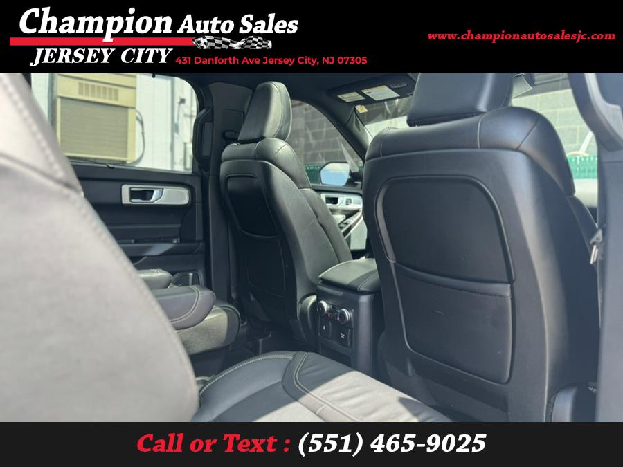 2020 Ford Explorer ST 4WD photo