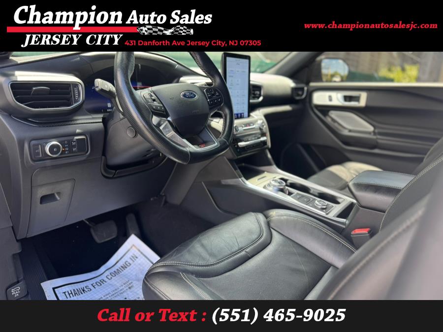 2020 Ford Explorer ST 4WD photo