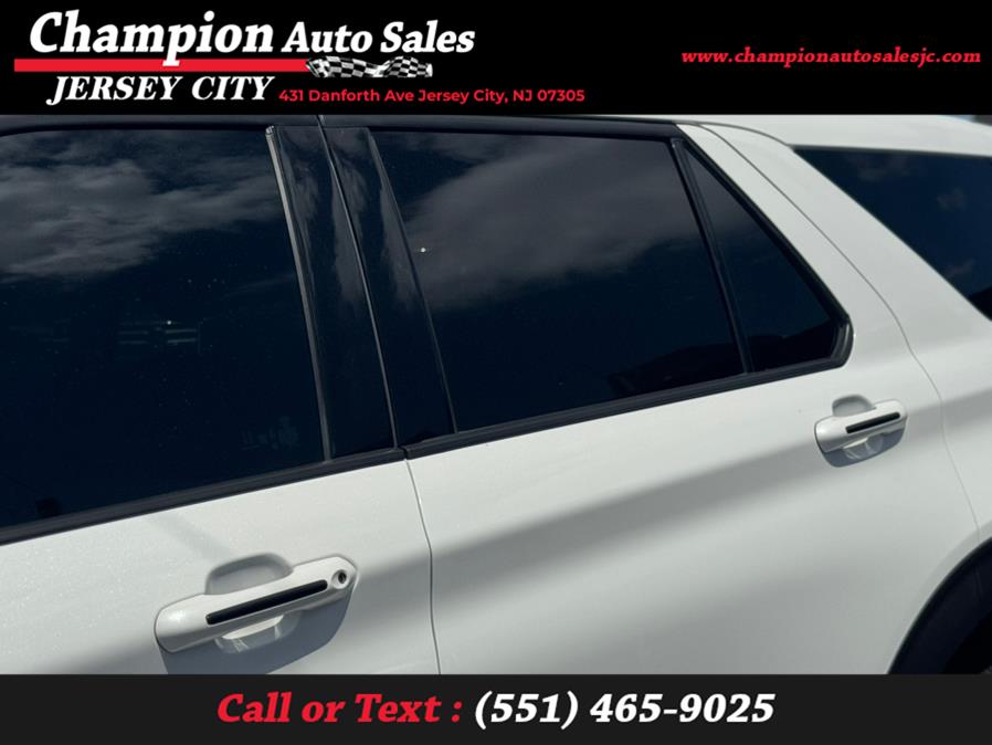 2020 Ford Explorer ST 4WD photo