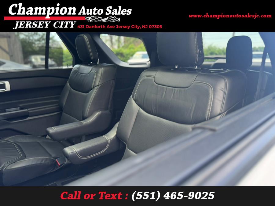 2020 Ford Explorer ST 4WD photo