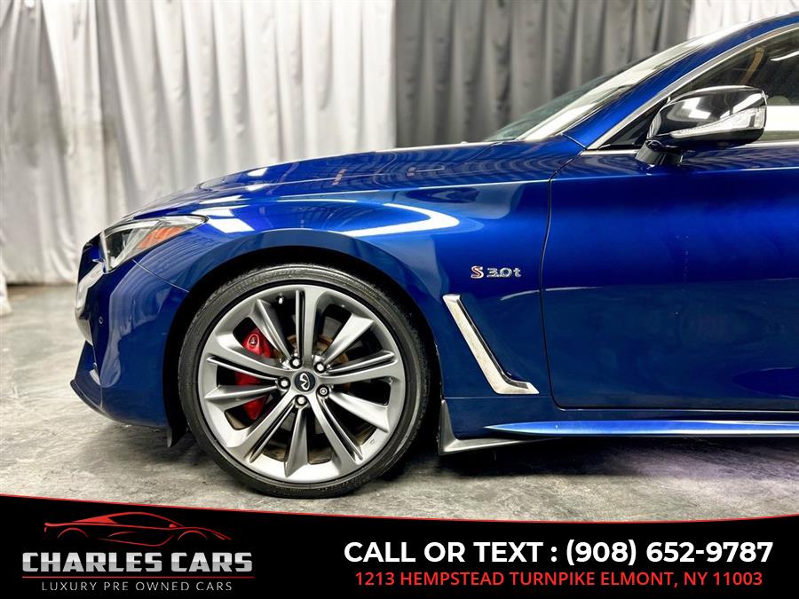 2019 Infiniti Q60 Red Sport 400 photo