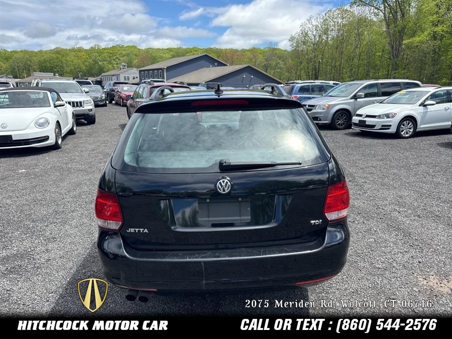 2012 Volkswagen Jetta SportWagen TDI photo