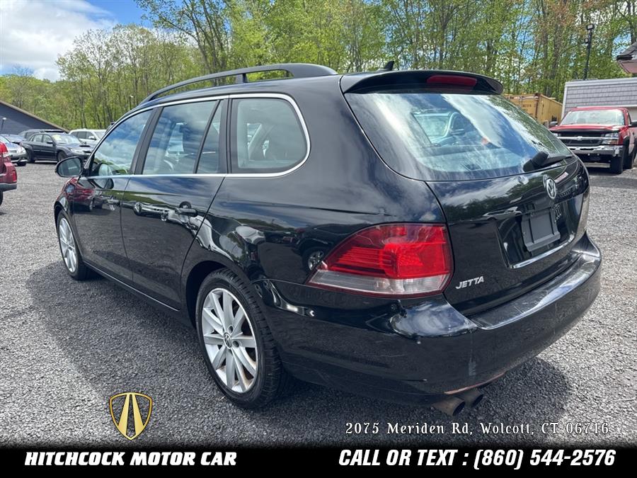 2012 Volkswagen Jetta SportWagen TDI photo