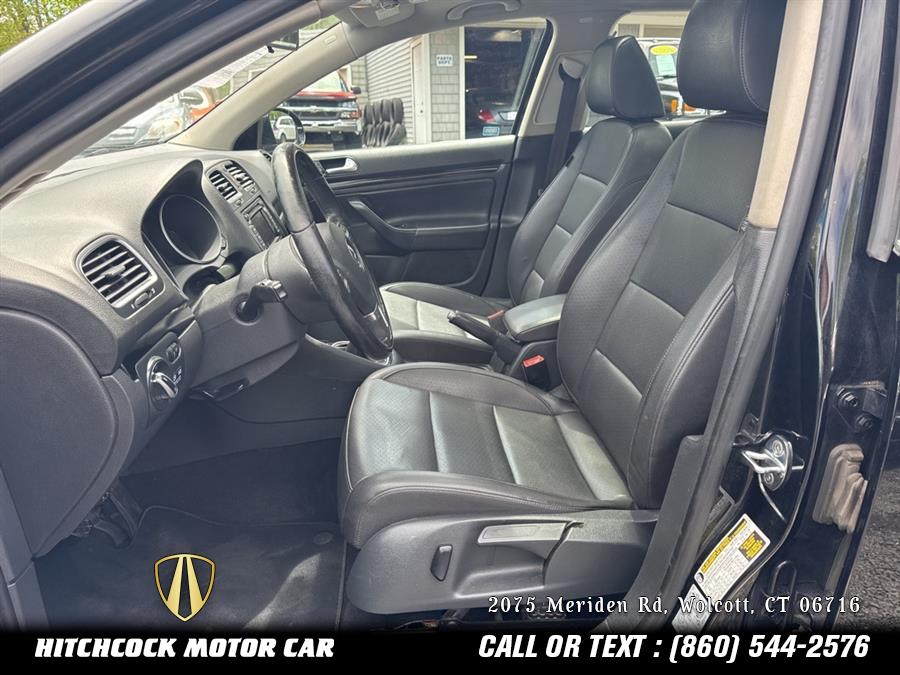 2012 Volkswagen Jetta SportWagen TDI photo