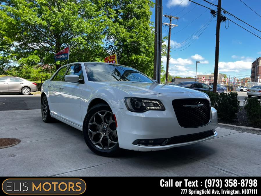 2015 Chrysler 300 4dr Sdn 300S AWD photo