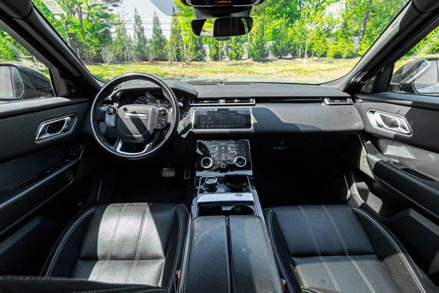 2019 Land Rover Range Rover Velar R-Dynamic SE photo