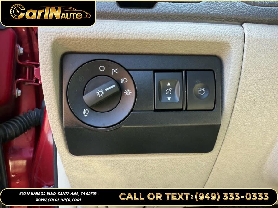 2012 Ford Fusion SEL photo