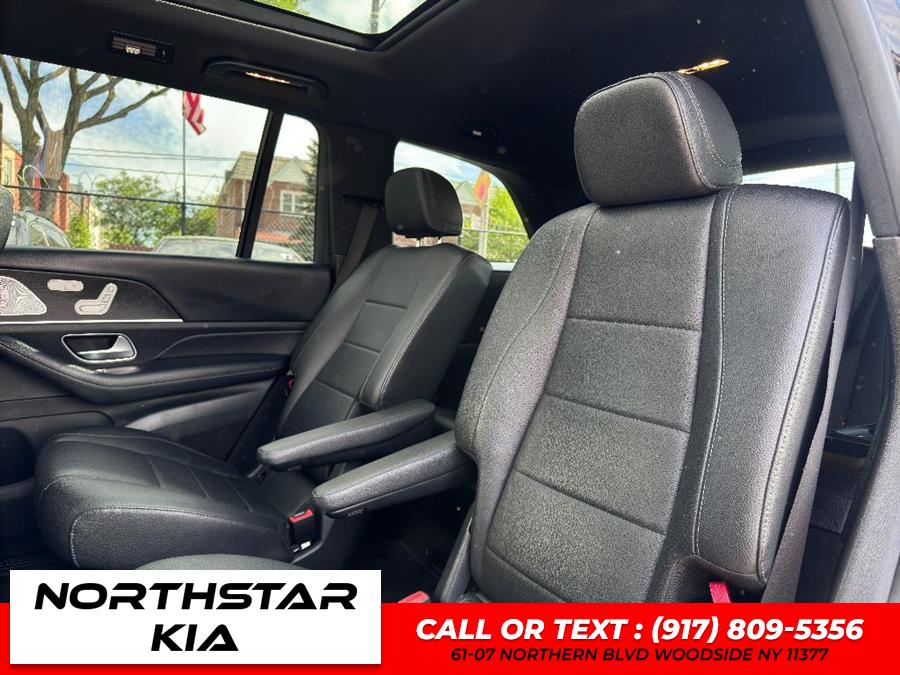 2021 Mercedes-Benz GLS 450 4MATIC photo