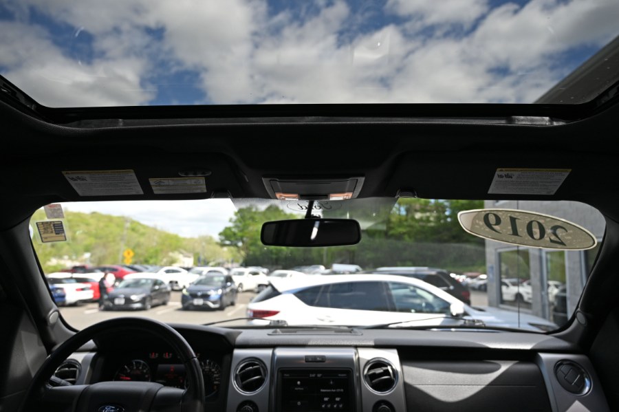 2014 Ford F-150 FX4 photo