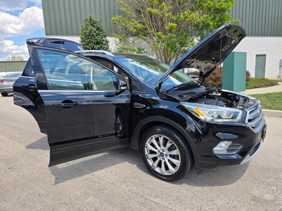 2017 Ford Escape Titanium 4WD photo