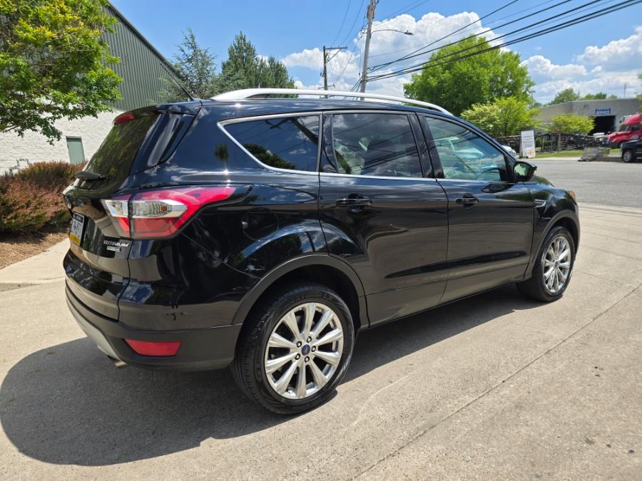 2017 Ford Escape Titanium 4WD photo