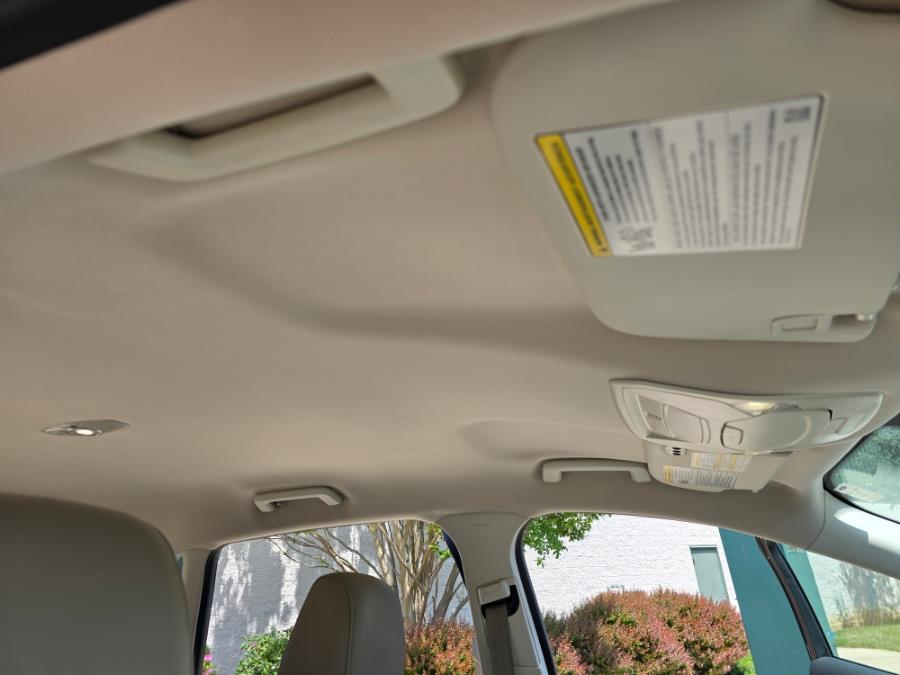 2017 Ford Escape Titanium 4WD photo
