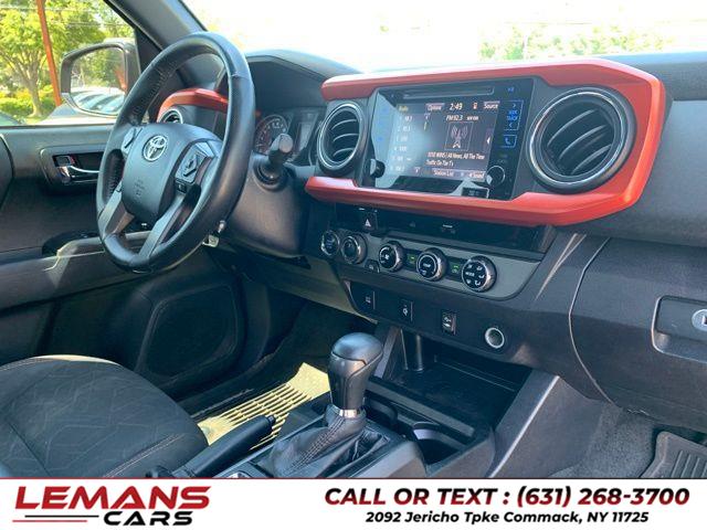2017 Toyota Tacoma TRD Sport photo