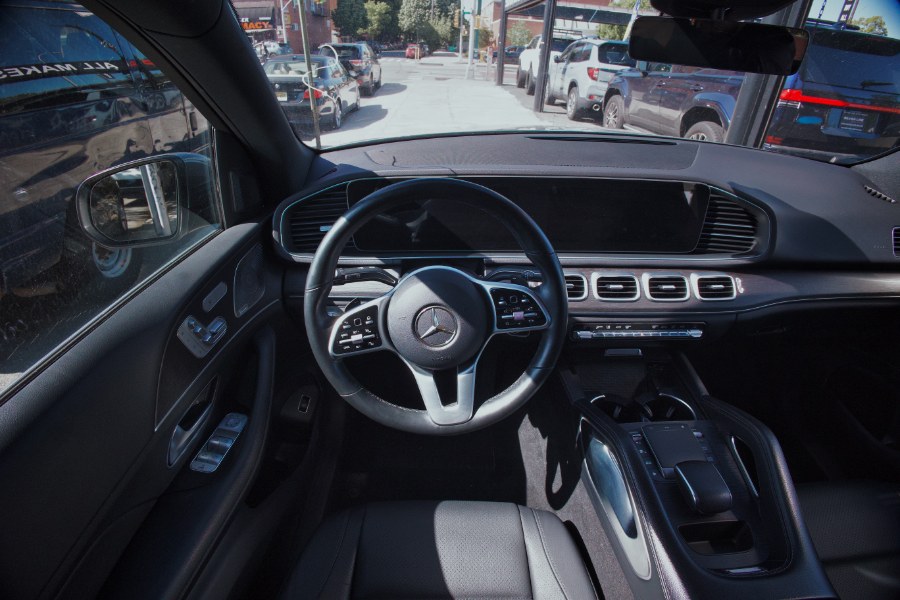 2021 Mercedes-Benz GLE GLE 350 4MATIC SUV photo