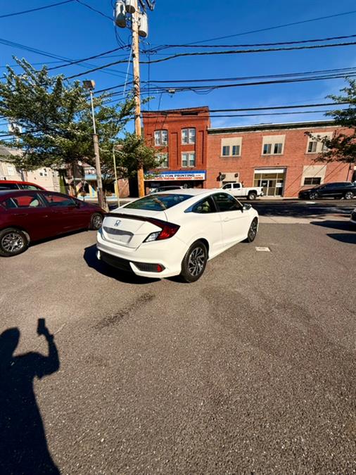 2017 Honda CIVIC COUPE LX Manual photo