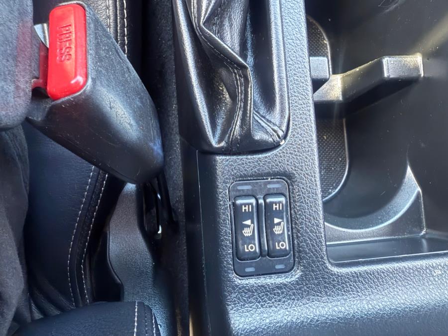 2014 Subaru Impreza 2.0i Limited photo