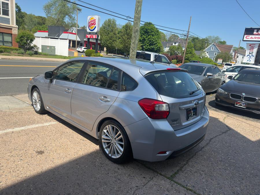 2014 Subaru Impreza 2.0i Limited photo