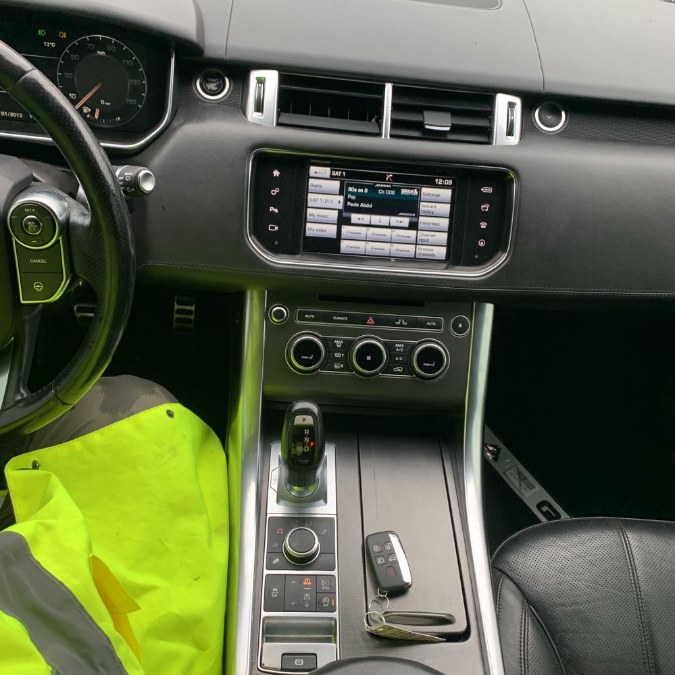 2016 Land Rover Range Rover Sport 4WD 4dr V6 HST photo