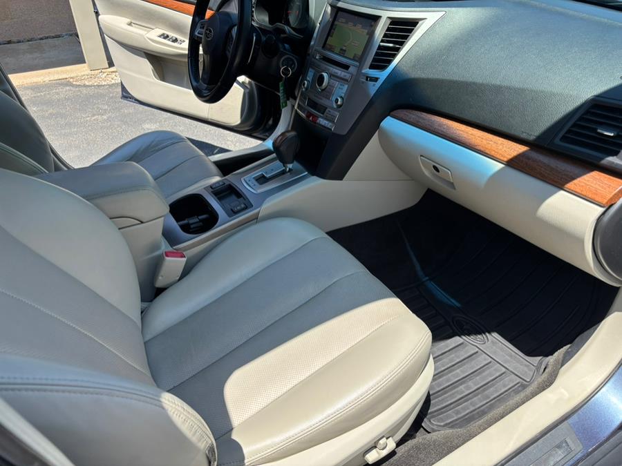 2014 Subaru Outback 2.5i Limited photo