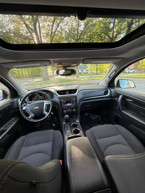 2016 Chevrolet Traverse AWD 4dr LT w/1LT photo