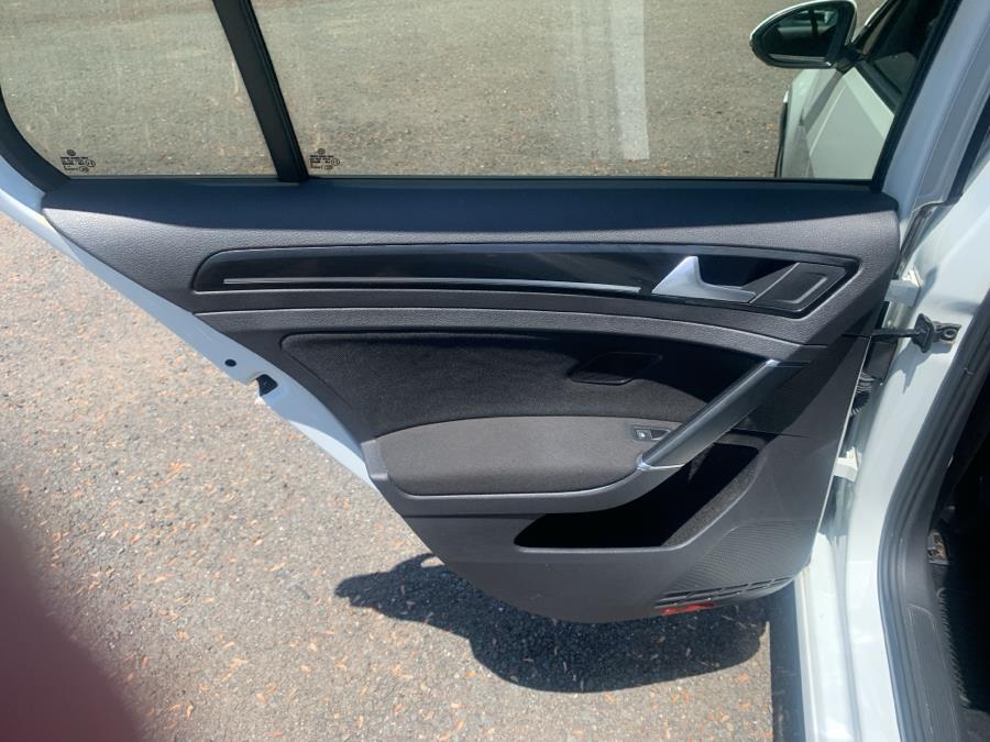 2017 Volkswagen Golf Gti 2.0T 4-Door S Manual photo