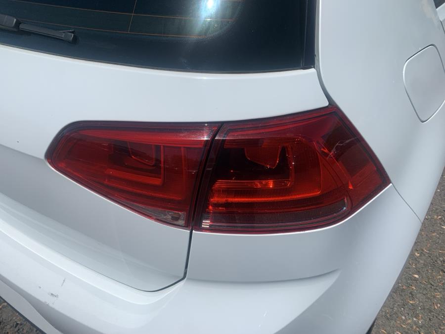 2017 Volkswagen Golf Gti 2.0T 4-Door S Manual photo