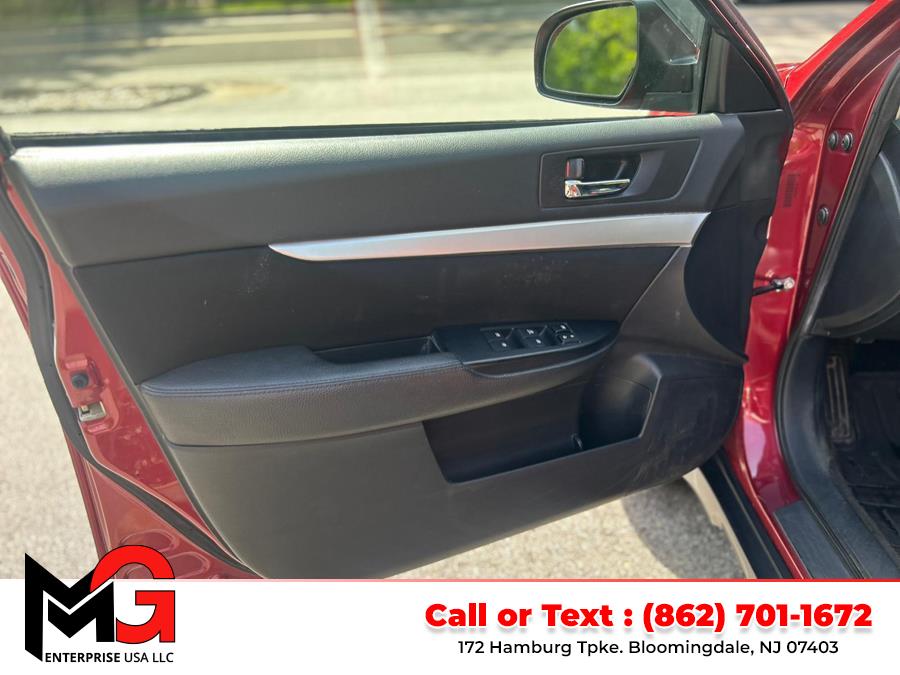 2013 Subaru Outback 2.5i Premium photo