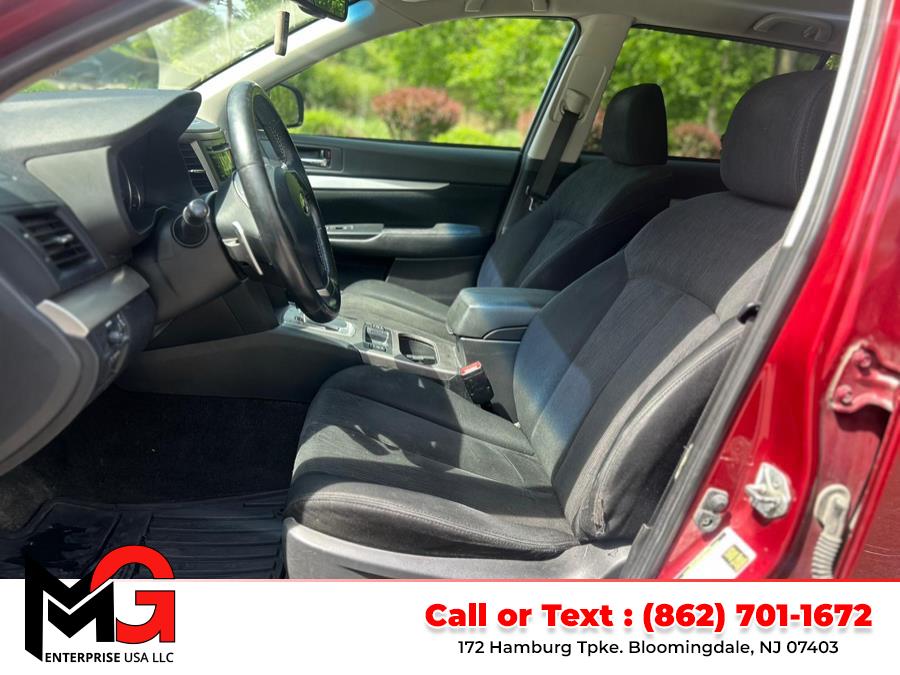 2013 Subaru Outback 2.5i Premium photo