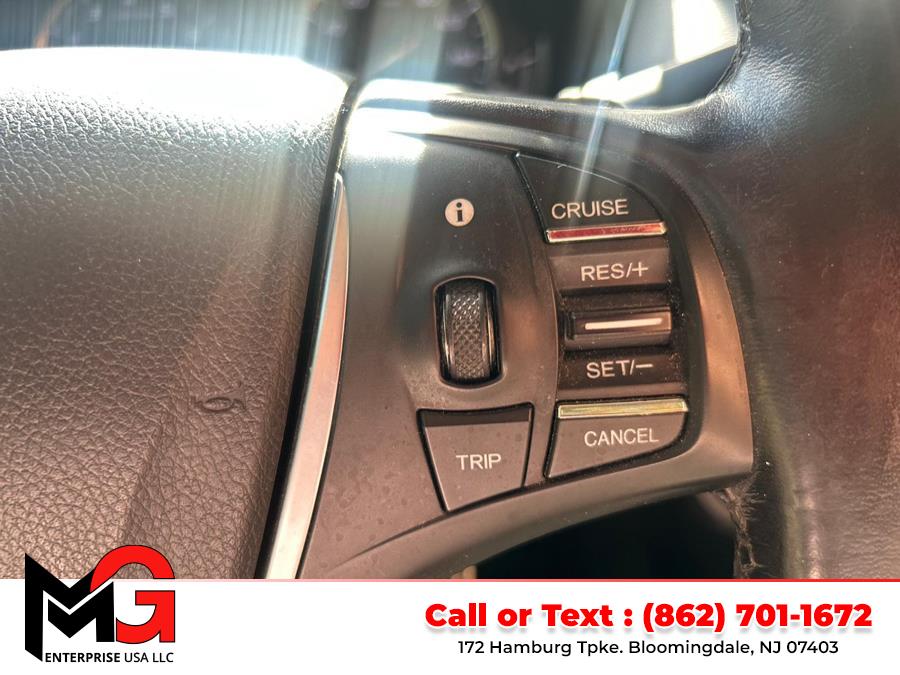 2016 Acura TLX 4dr Sdn FWD photo