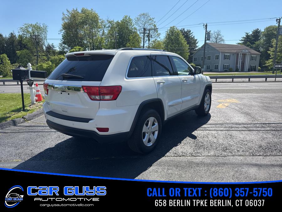 2012 Jeep Grand Cherokee Laredo photo