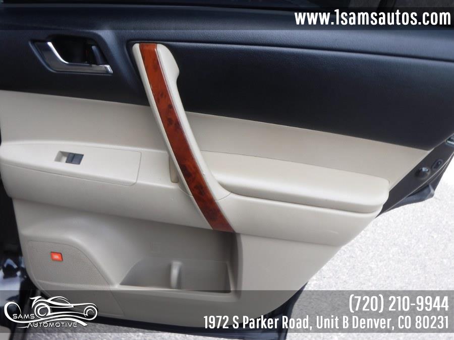2011 Toyota Highlander Limited photo
