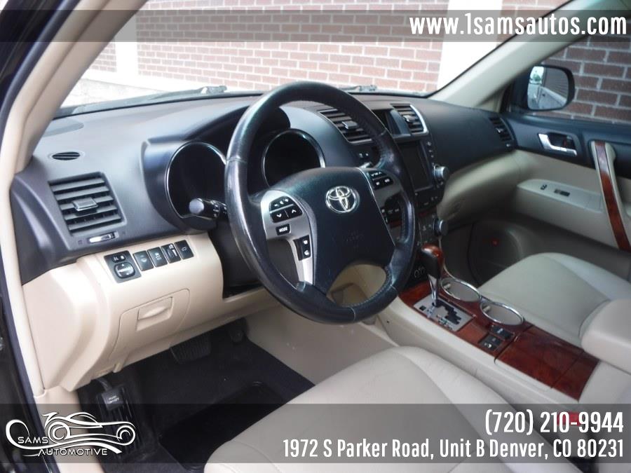 2011 Toyota Highlander Limited photo
