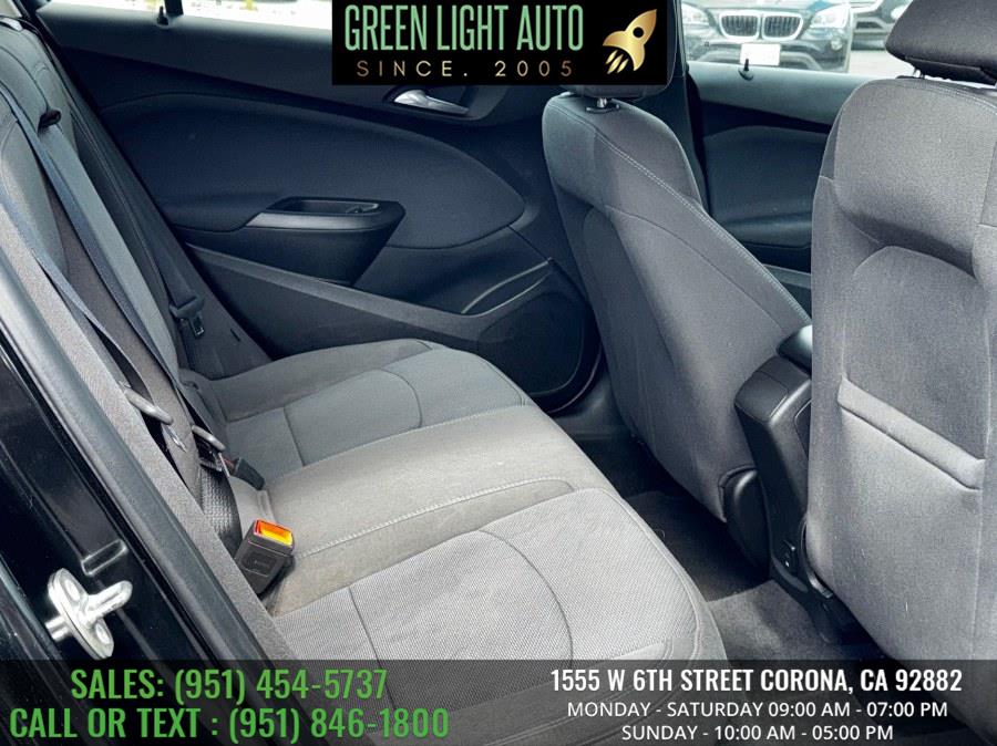 2018 Chevrolet Cruze 4dr Sdn 1.4L LT w/1SD photo