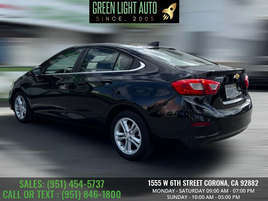 2018 Chevrolet Cruze 4dr Sdn 1.4L LT w/1SD photo