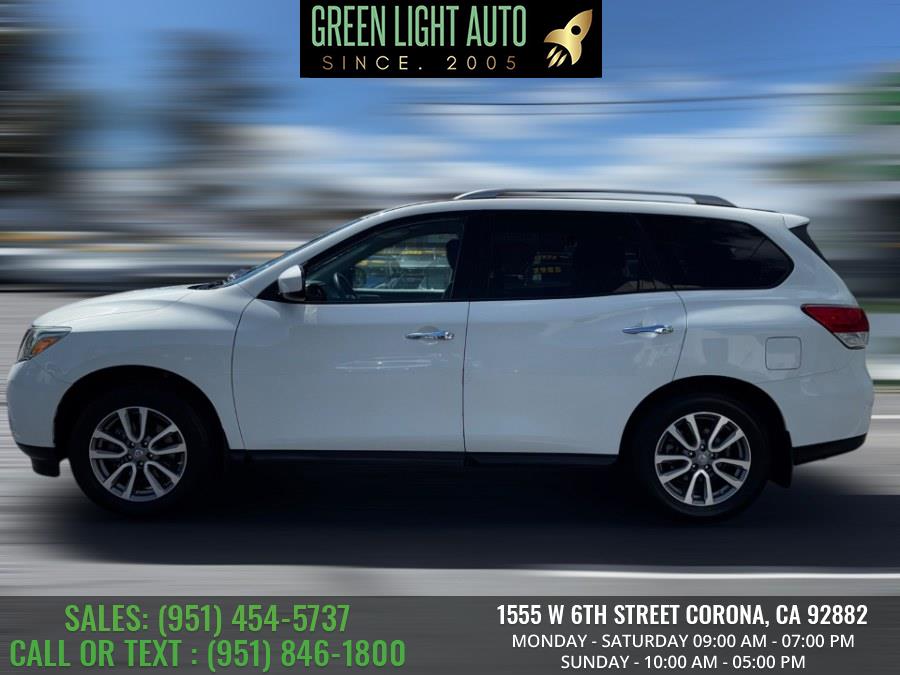 2016 Nissan Pathfinder 2WD 4dr SL photo