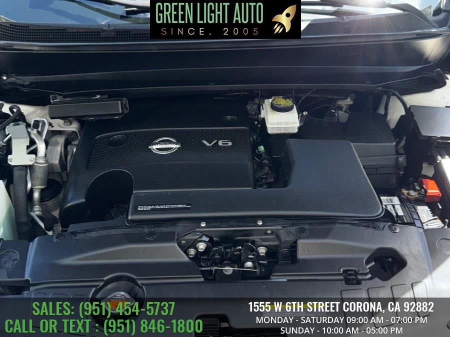 2016 Nissan Pathfinder 2WD 4dr SL photo