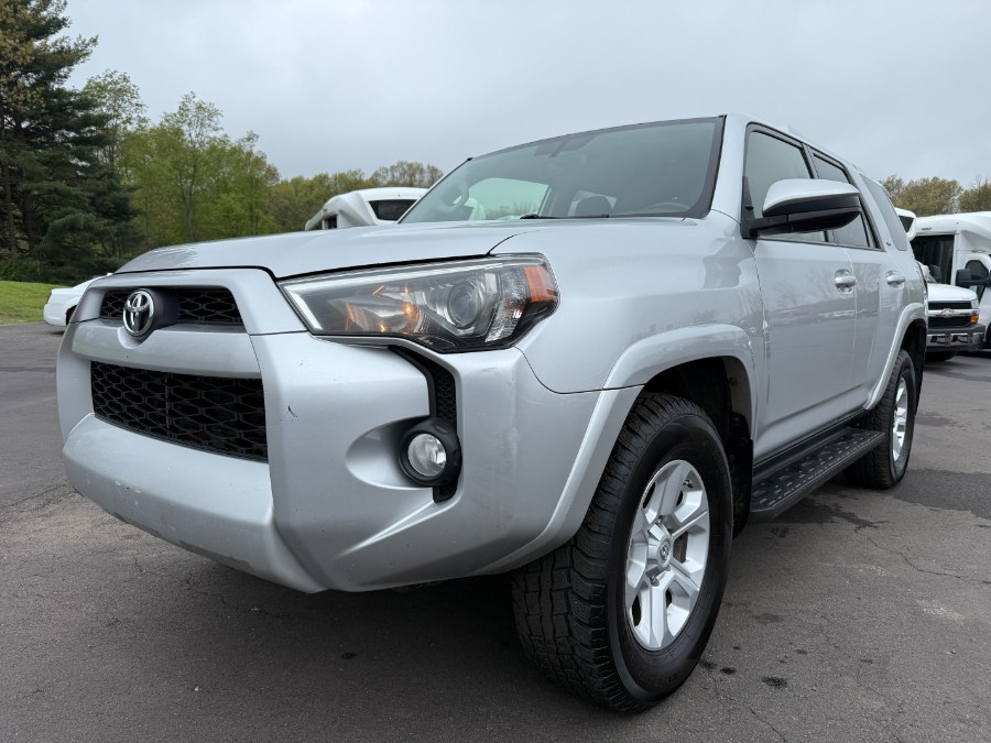 2015 Toyota 4Runner 4WD 4dr V6 SR5 (Natl) photo