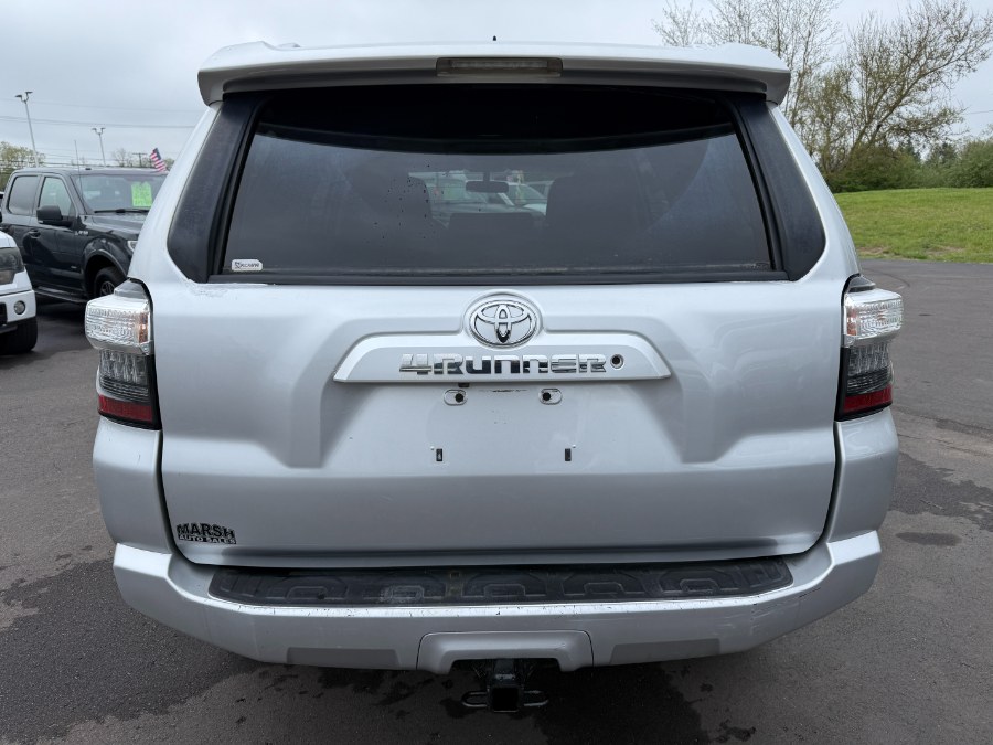 2015 Toyota 4Runner 4WD 4dr V6 SR5 (Natl) photo