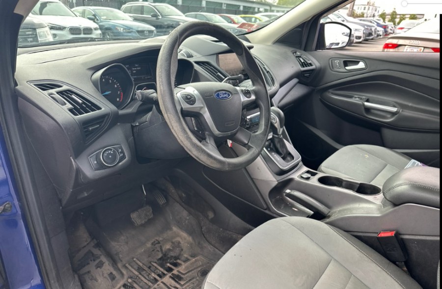 2014 Ford Escape SE photo