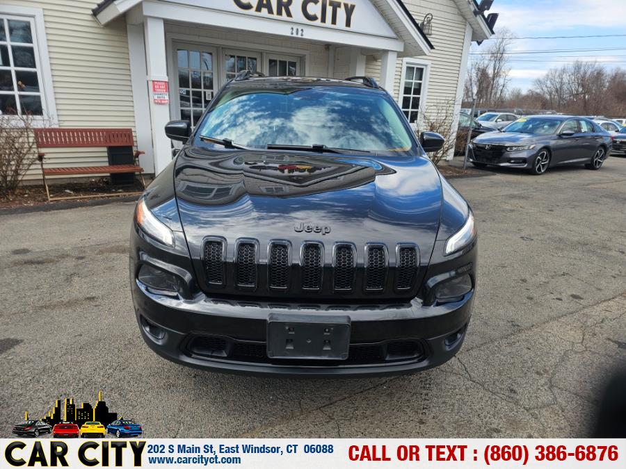 2016 Jeep Cherokee 4WD 4dr Latitude photo